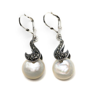 Beautiful Art Deco Style Lever Back Earrings In Marcasite & Sterling Silver.